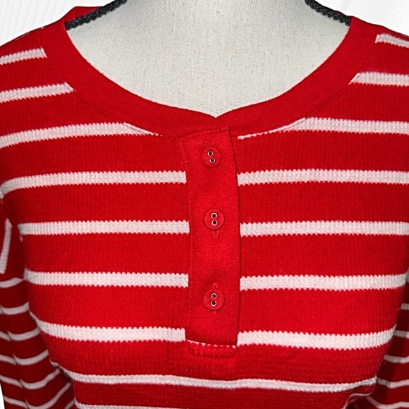 WOMEN’S STRIPPED THERMAL PAJAMA TOP - Picture 5 of 8
